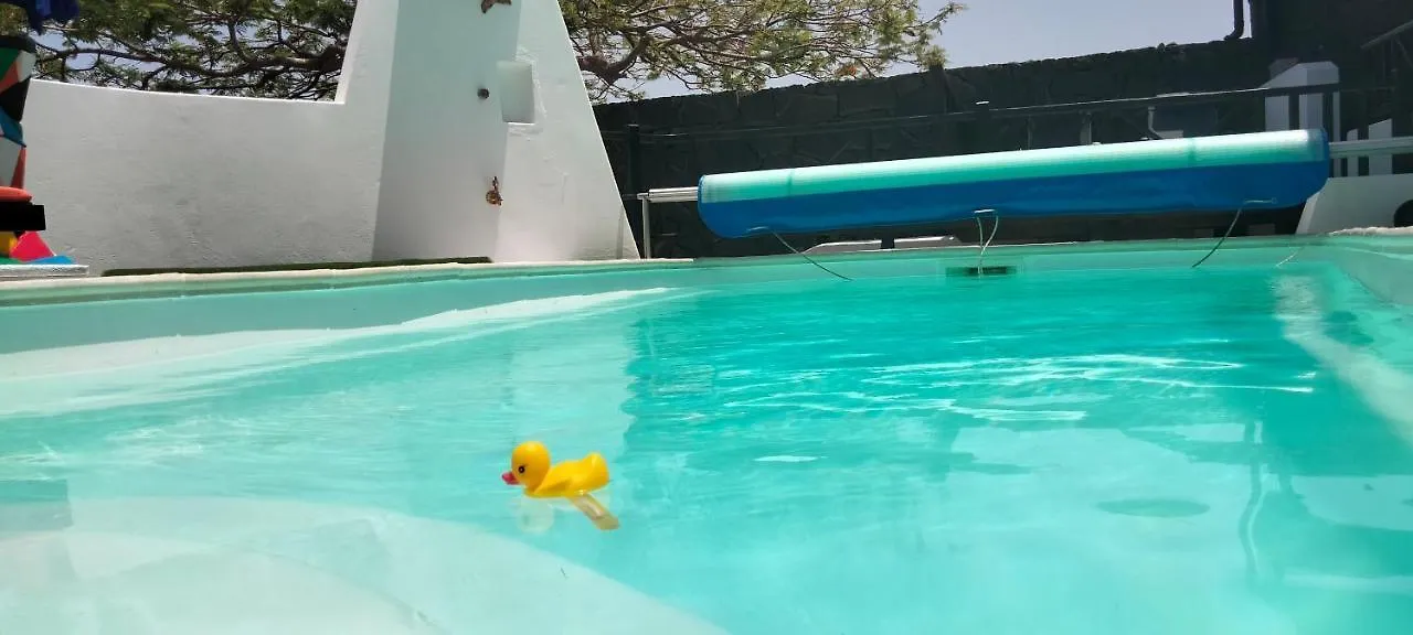 Aptos Con Piscina El Flamboyan 1 Teseguite Apartment